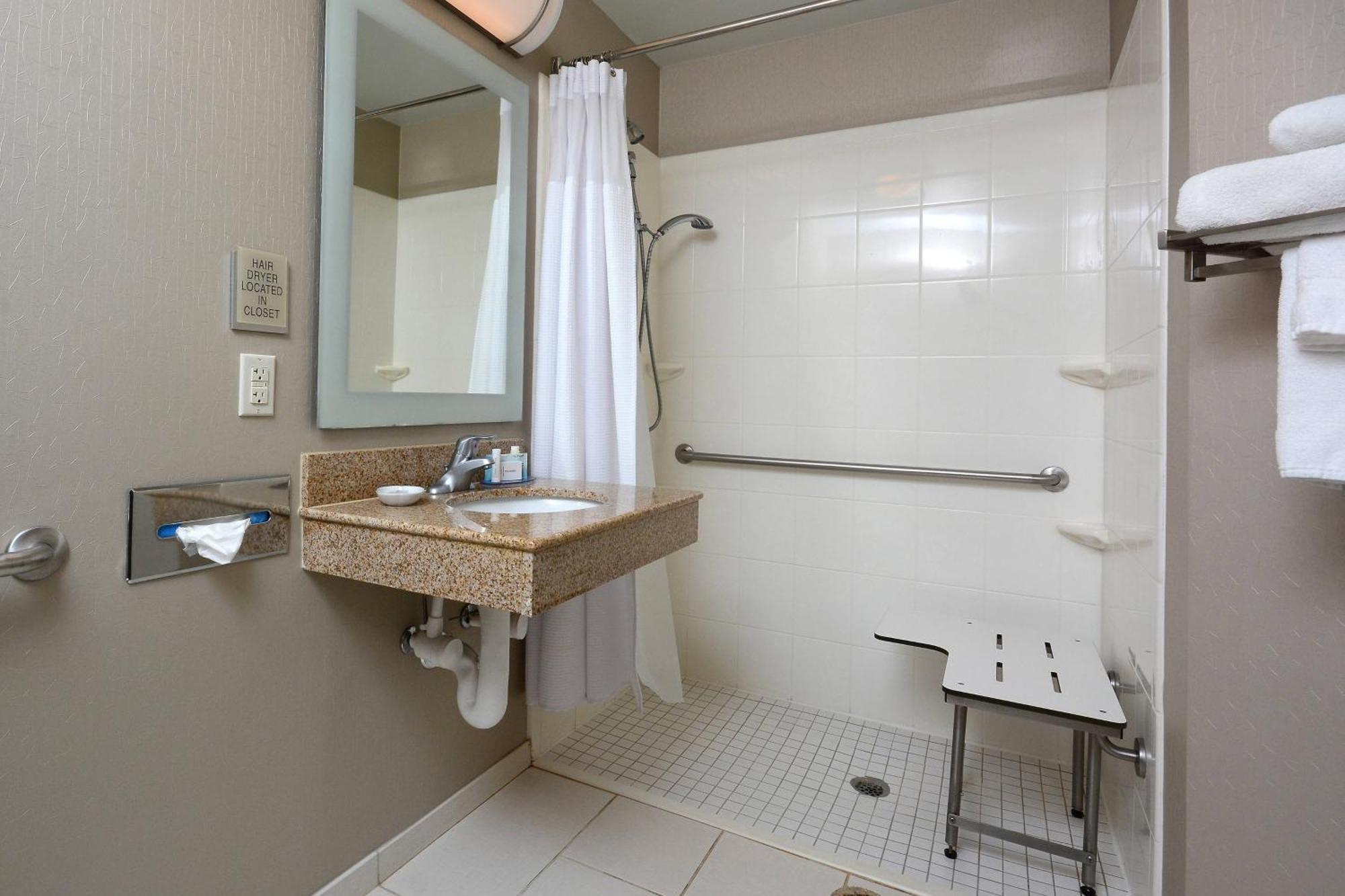 Hotel Springhill By Marriott Airport/university Area 3*
